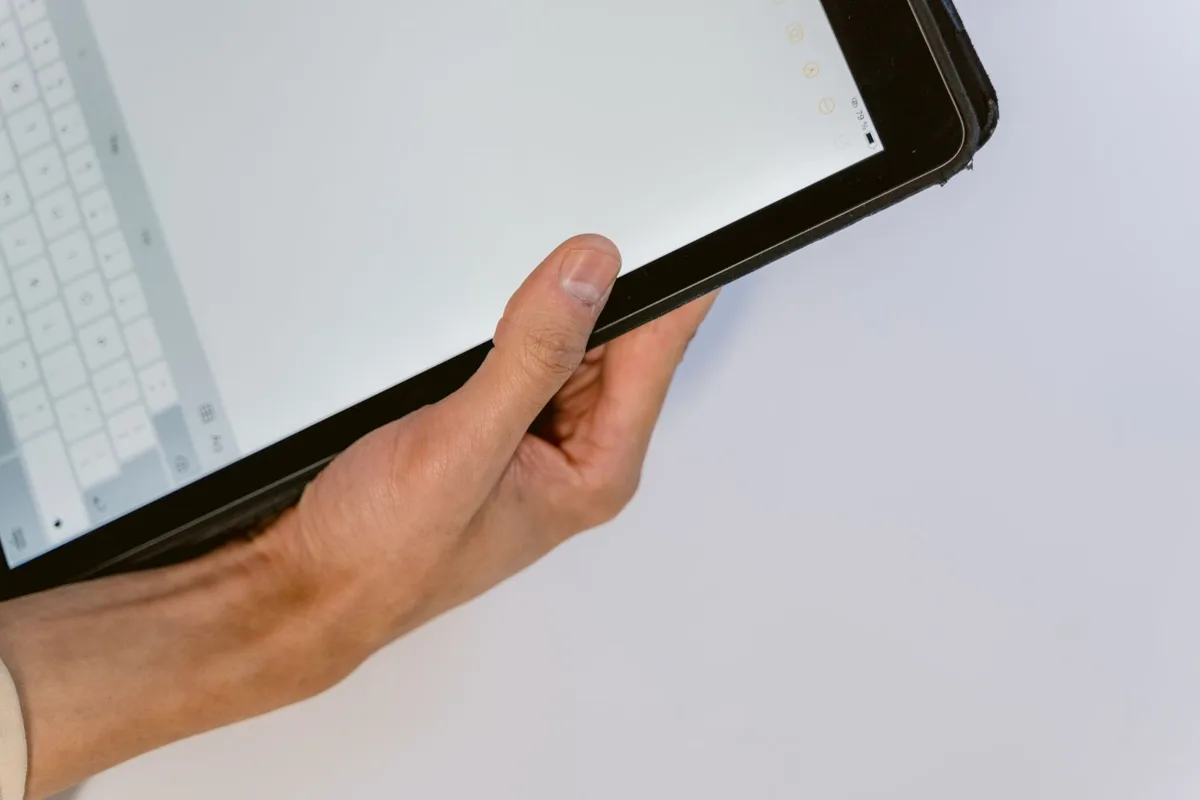 Clavier Logitech Combo Touch avec étui de protection pour tablette