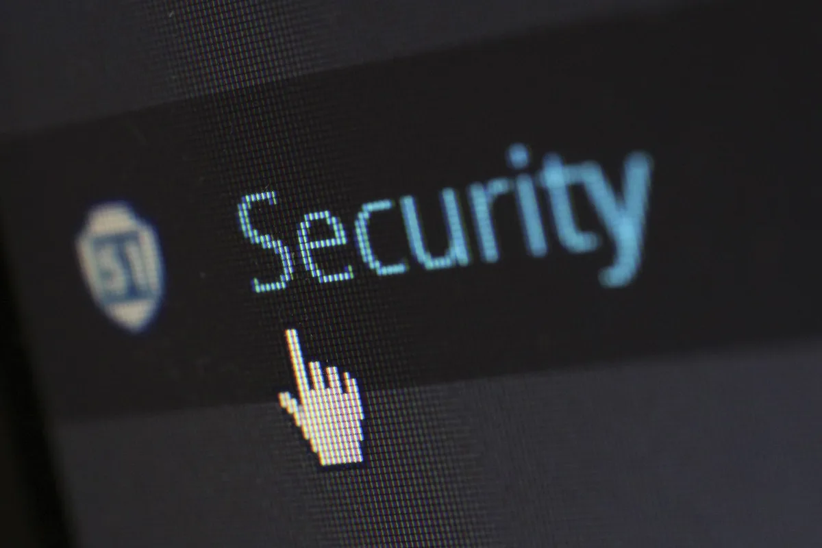 Liste de critères de sécurité et d'authentification pour choisir une messagerie